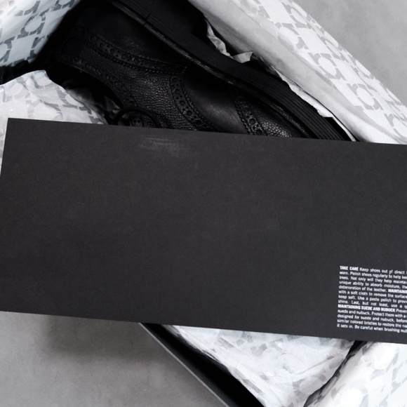 Kenneth Cole Reaction Wingtip 'Honest-Ly' - Picture 9 of 10